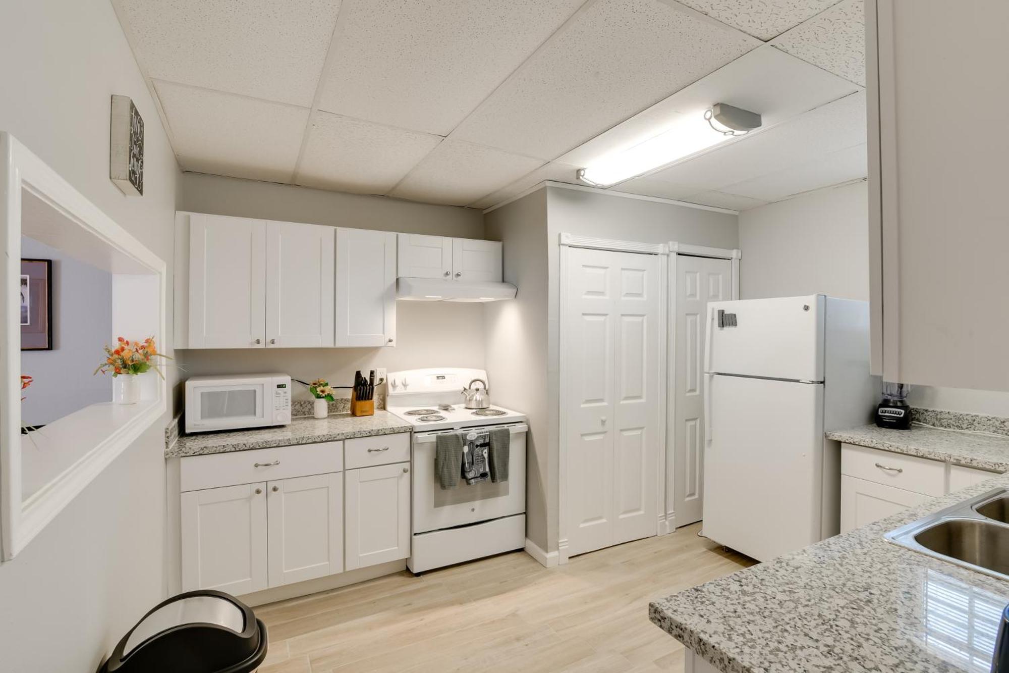 Beautiful Galveston Apt With Deck Less Than 3 Mi To Dtwn! Eksteriør billede