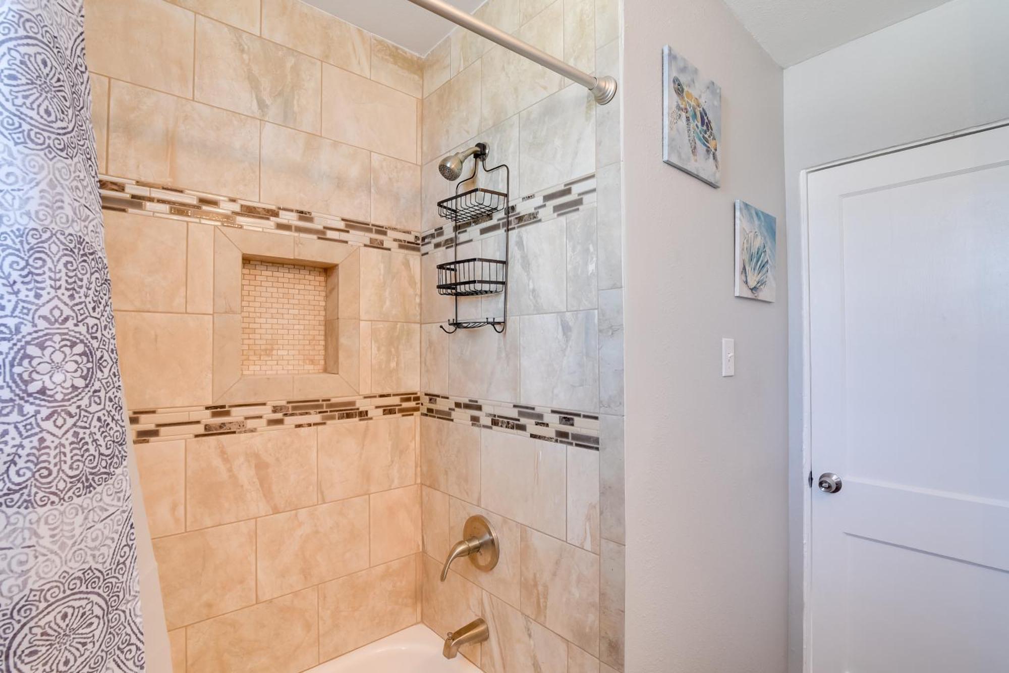 Beautiful Galveston Apt With Deck Less Than 3 Mi To Dtwn! Eksteriør billede